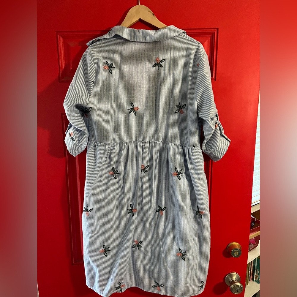 Orange Creek blue and white embroidered dress size large - Picture 6 of 7